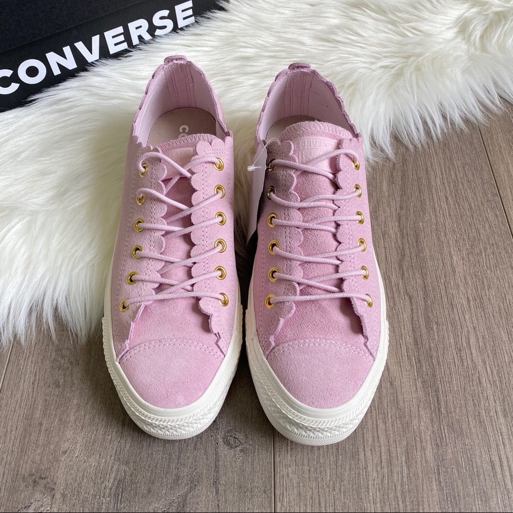 NWT Converse Chuck Taylor All Star Low Top - Picture 2 of 6